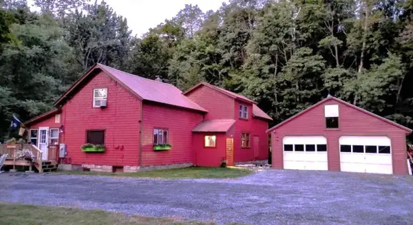 51 N Guilford Road, Monson, ME 04464