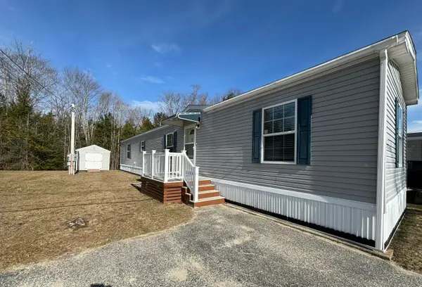 9 Stevens Drive, Lisbon, ME 04252
