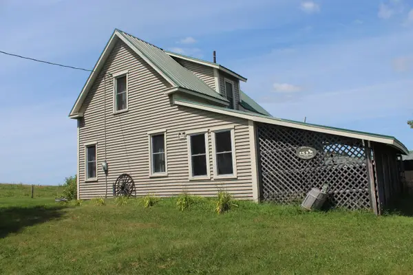 486 North Street, Sherman, ME 04776