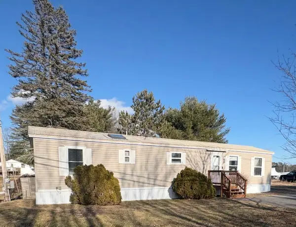 15 Sanders Road, Livermore, ME 04253