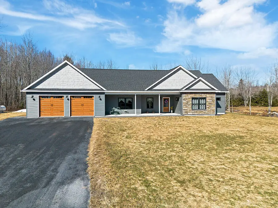 25 Curtis Lane, Palmyra, ME 04965 - #2