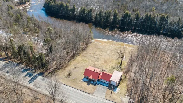 515 Water Street, Guilford, ME 04443