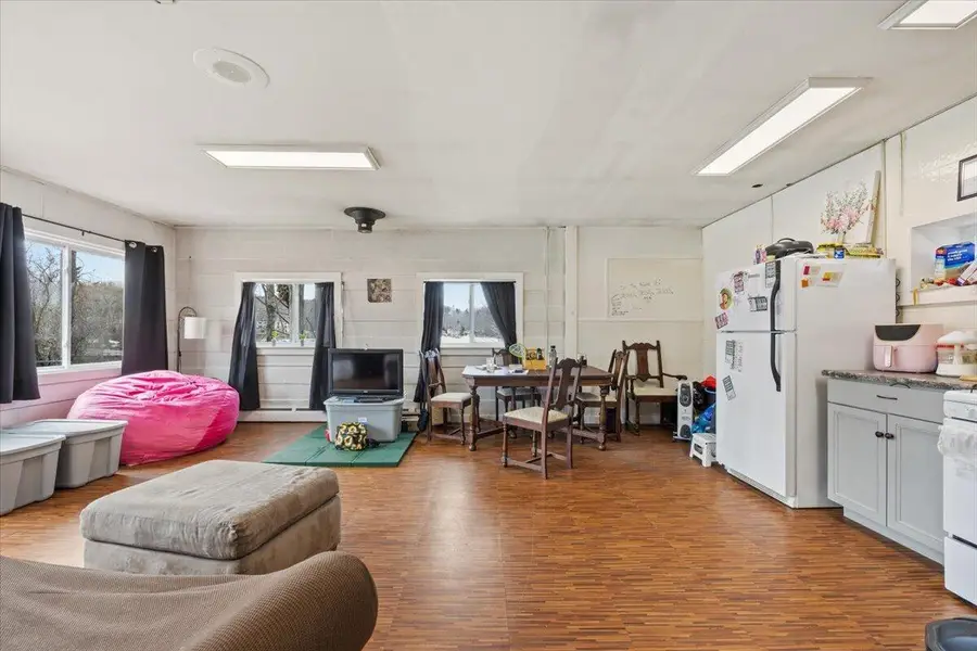 8 Emery Corner Road, Limerick, ME 04048 - #2