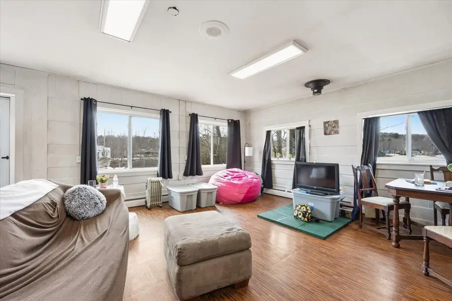 8 Emery Corner Road, Limerick, ME 04048 - #3