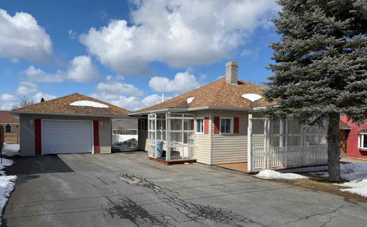 187 Mountain View Avenue, Madawaska, ME 04756 - #1