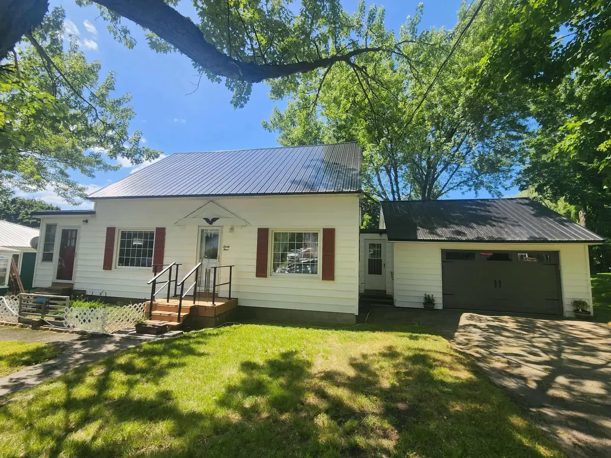 34 Cedar Street, East Millinocket, ME 04430 - #1