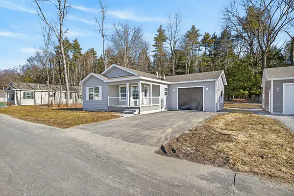 13 Mathew Way, Scarborough, ME 04074