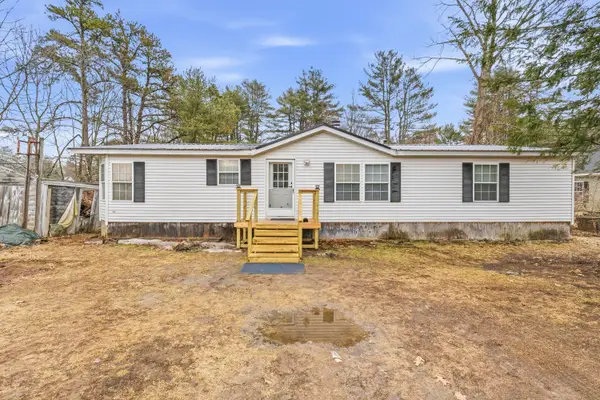 367 River Road, Topsham, ME 04086