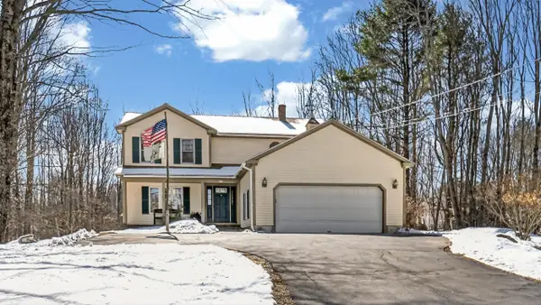 35 Oak Ridge Drive, Standish, ME 04084