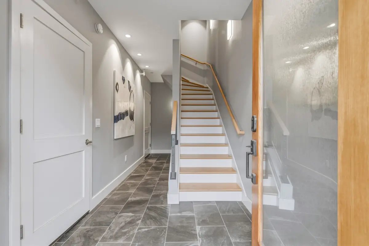 749 Congress Street #5, Portland, ME 04102 - #1