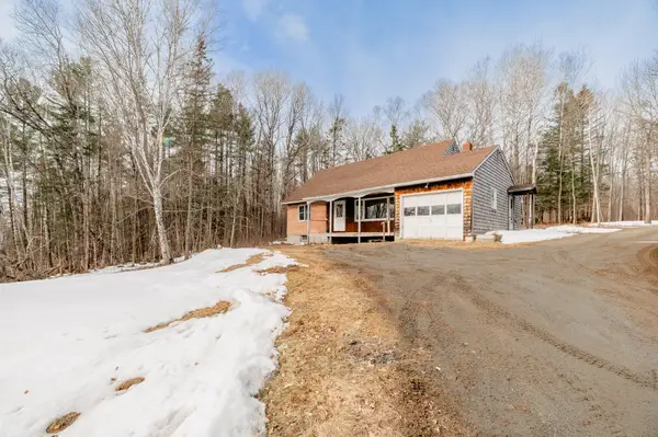 468 New Vineyard Road, Farmington, ME 04938