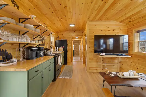 24 Indian Heights Drive, Saint Albans, ME 04971