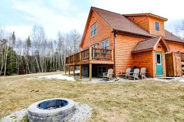 30 Indias Way, Greenwood, ME 04255