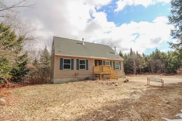 66 Bisbee Town Road, Waterford, ME 04088