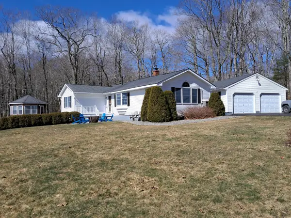 22 Mountainview Drive, Winterport, ME 04496