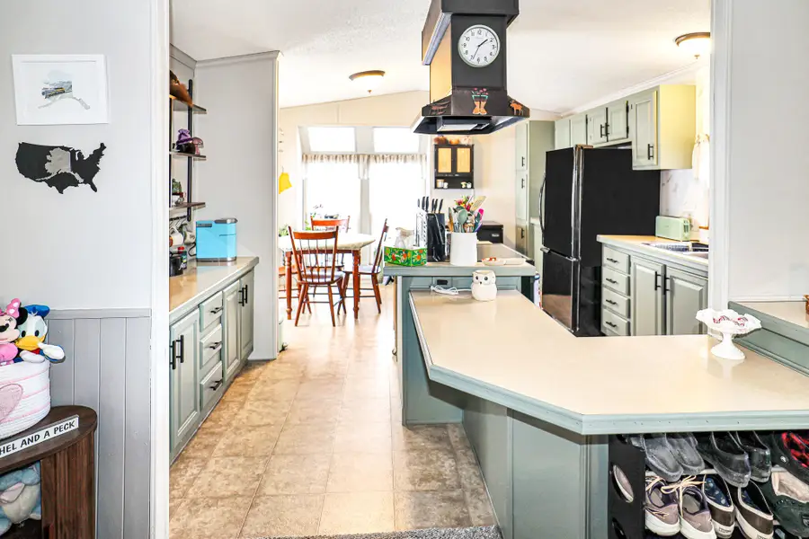 620 Crescent Avenue, Rumford, ME 04276 - #2