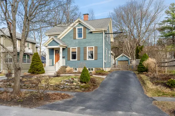 40 Kenilworth Street, Portland, ME 04102