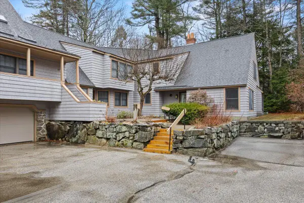 12 Winslow Place #12, Cape Elizabeth, ME 04107