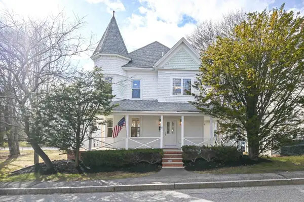 11 Rogers Road, Kittery, ME 03904