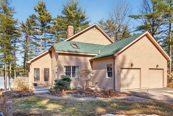 26 E East Beach Road #26, Casco, ME 04015