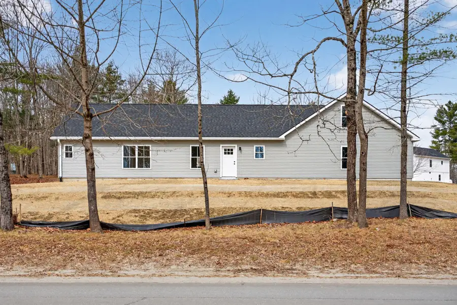 6 Village Green Circle, Waterville, ME 04901 - #2