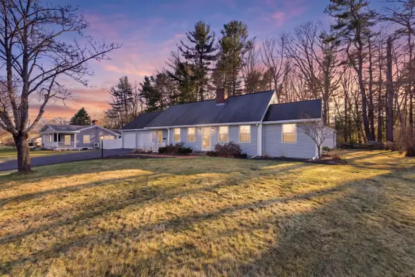 10 Longview Terrace, Kennebunk, ME 04043