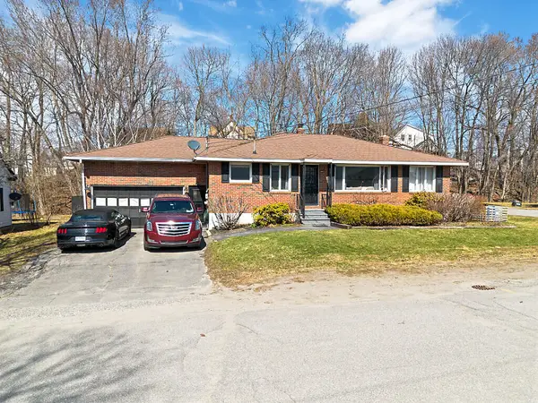 6 Victor Terrace, Winslow, ME 04901