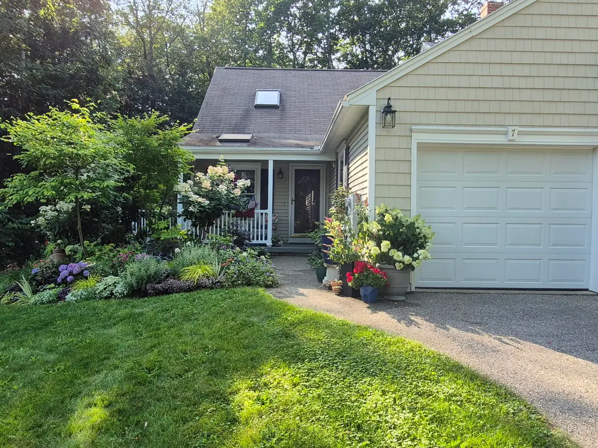7 Cambridge Court #7, Kennebunk, ME 04043 - #1