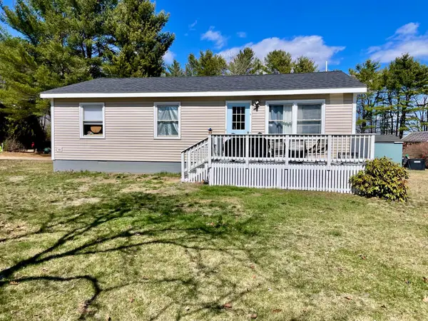 3 Nichols Lane, Kennebunk, ME 04043