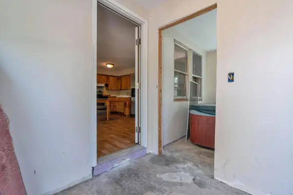 22 Burnham Road, Gorham, ME 04038