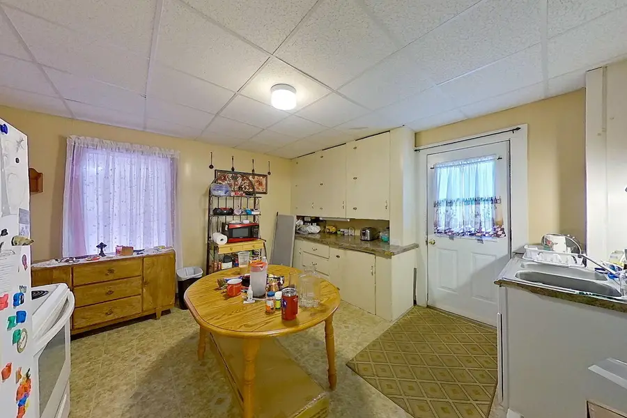 27 Vine Street, Livermore Falls, ME 04254 - #3