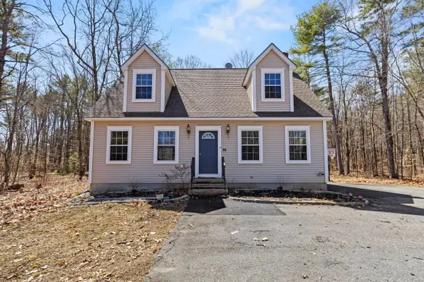 516 Falmouth Road, Windham, ME 04062