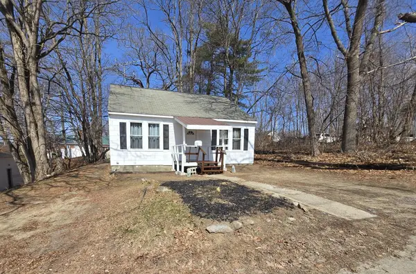 8 Millett Street, Livermore Falls, ME 04254