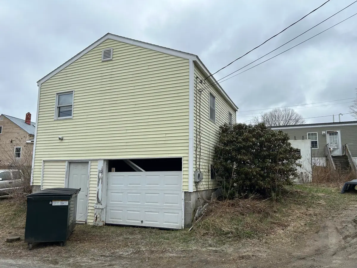 17 Royal Street, Winthrop, ME 04364 - #1