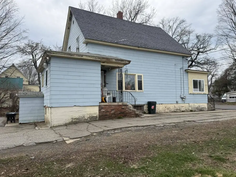 7 Bates Street, Sanford, ME 04073 - #3