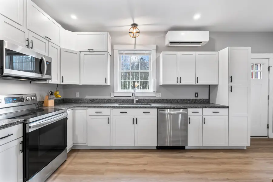 28 Arthur Street, West Gardiner, ME 04345 - #2