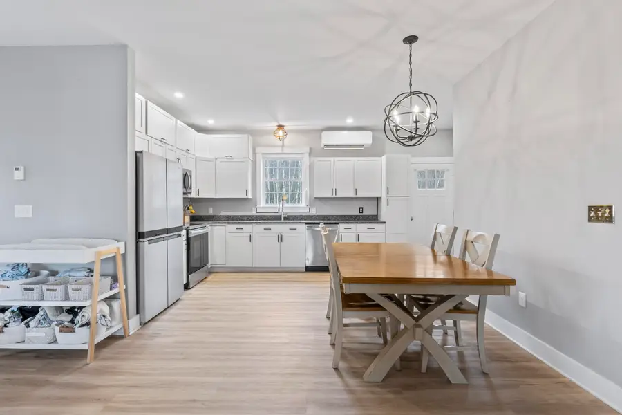 28 Arthur Street, West Gardiner, ME 04345 - #3