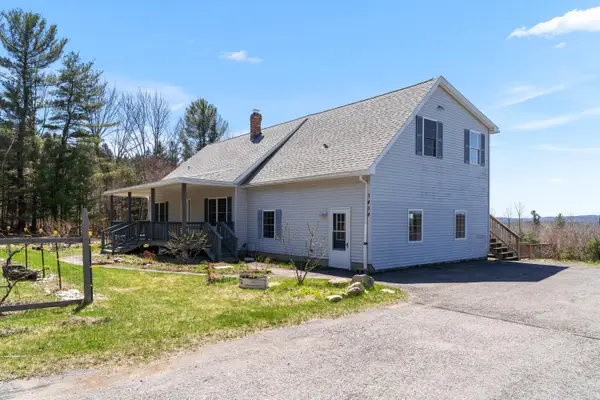 1434 North Road, Mount Vernon, ME 04352