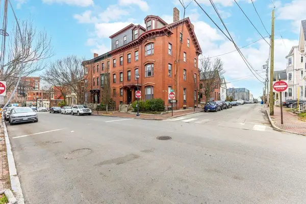 22 Pine Street #4, Portland, ME 04102