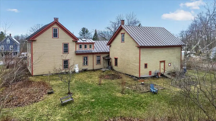 330 E Main Street, Searsport, ME 04974 - #2