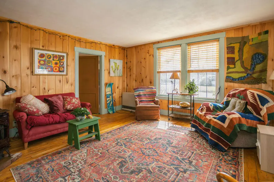 140 Maple Avenue, Farmington, ME 04938 - #2