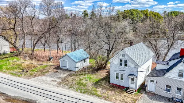 50, 52/54 Water Street, Fairfield, ME 04937