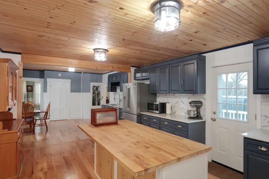 94 Rochester Street, Berwick, ME 03901 - #3