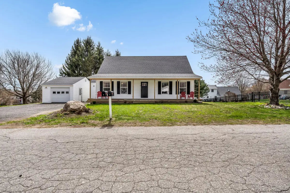 8 Meadow Way, Rockland, ME 04841 - #1