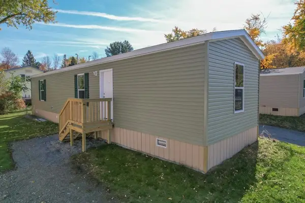 16 Shadow Lane, Holden, ME 04429