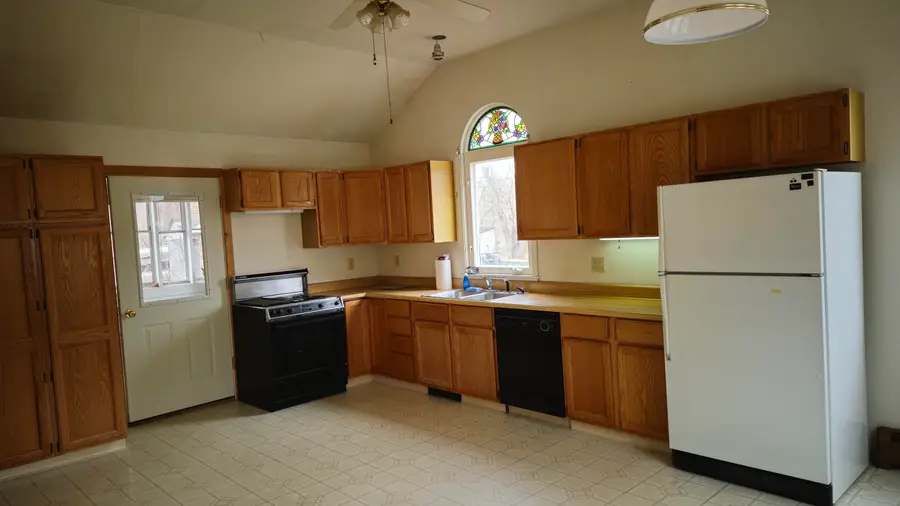 499 Aroostook Avenue, Millinocket, ME 04462 - #3