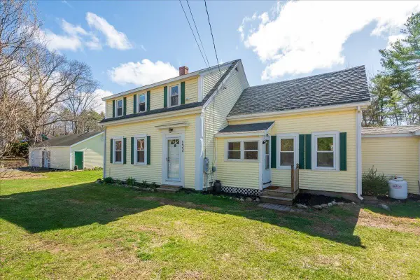 130-132 Center Street, Nobleboro, ME 04555