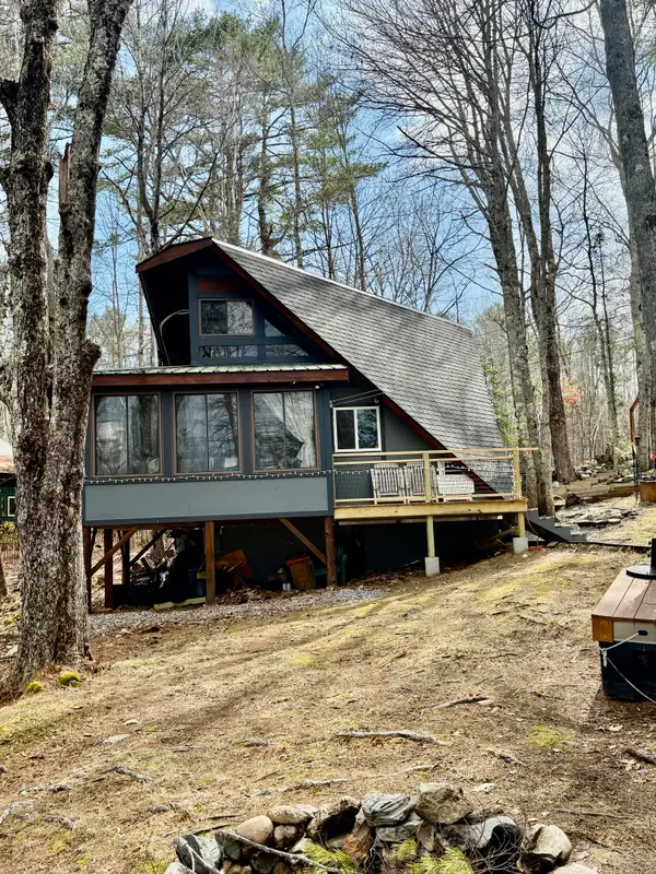 47 Point Lane, Norway, ME 04268