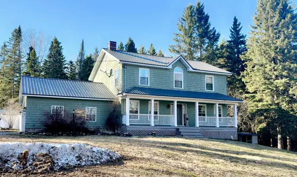 388 Creasey Ridge Road, Mapleton, ME 04757