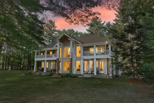 3 & 4 Trestle Lane, Harrison, ME 04040